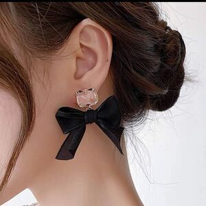 ✨🔅🆕✨Touch of Class Unique Bow Knot Earrings ✨
